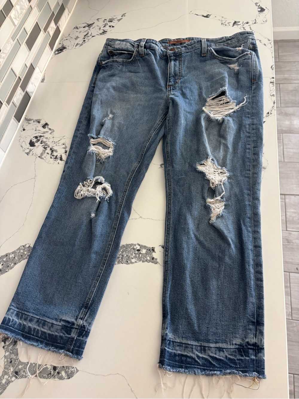 Joe's the Billie crop jeans size 31 women inseam is 23 inches